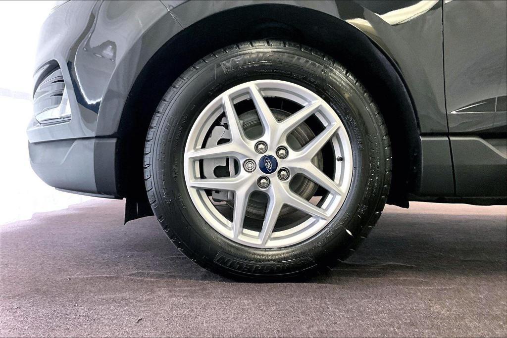 used 2022 Ford Edge car, priced at $27,000