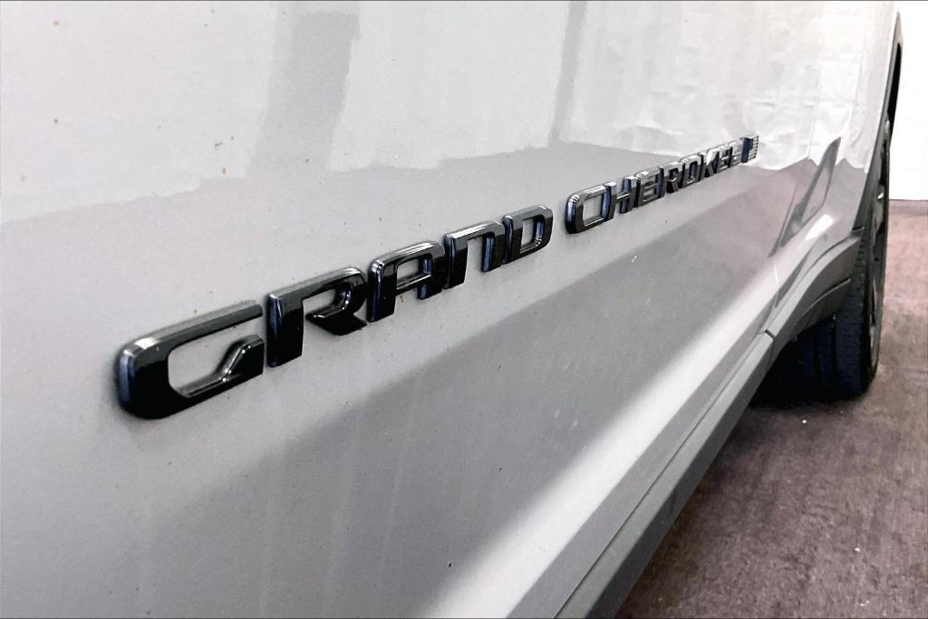 used 2022 Jeep Grand Cherokee L car, priced at $33,000