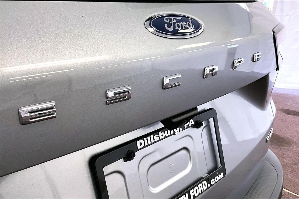 used 2022 Ford Escape car, priced at $23,500