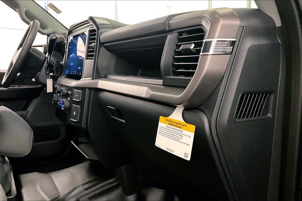 new 2025 Ford F-150 car, priced at $43,000