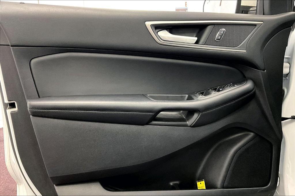 used 2022 Ford Edge car, priced at $26,000