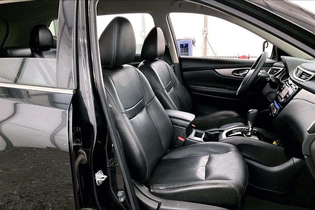 used 2016 Nissan Rogue car, priced at $11,777