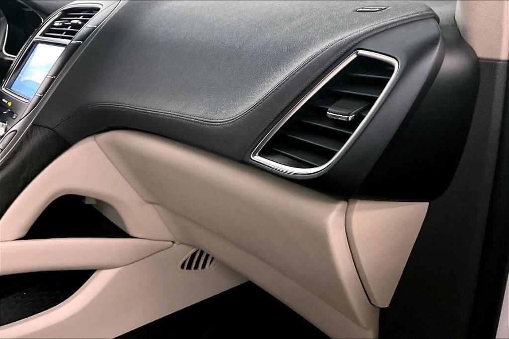 used 2019 Lincoln Nautilus car, priced at $25,000