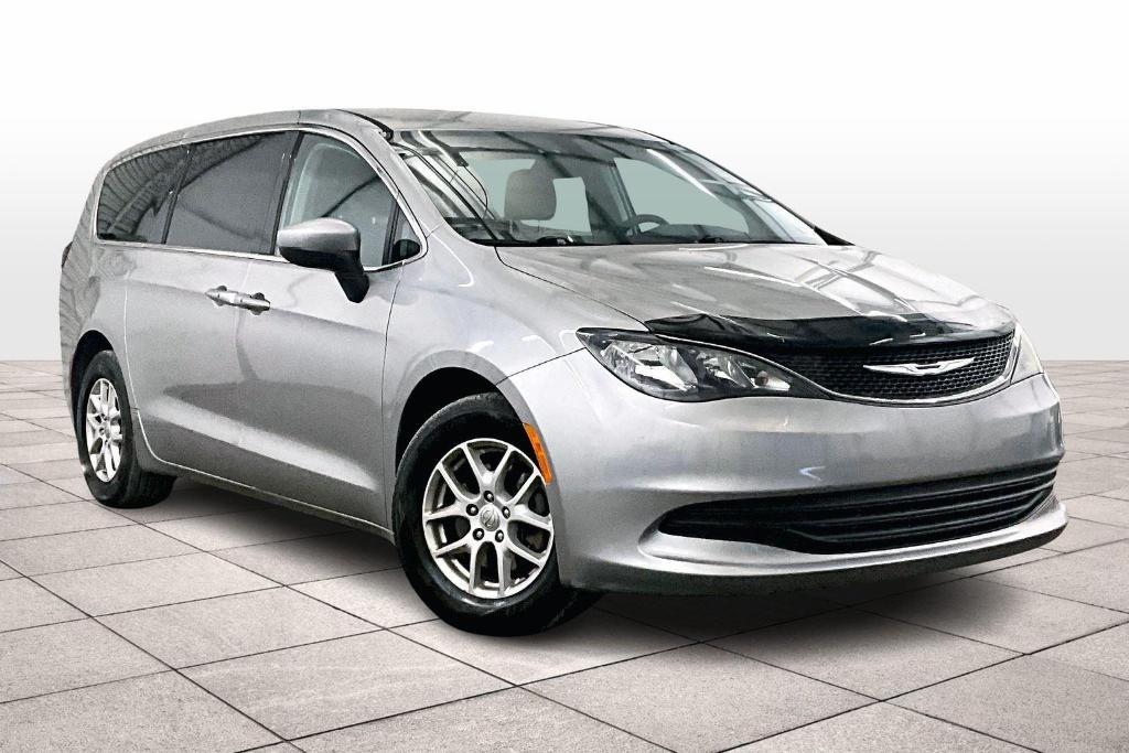 used 2017 Chrysler Pacifica car, priced at $11,777