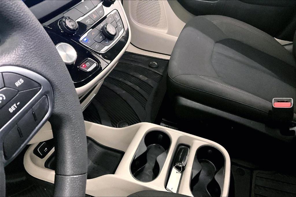 used 2017 Chrysler Pacifica car, priced at $11,777