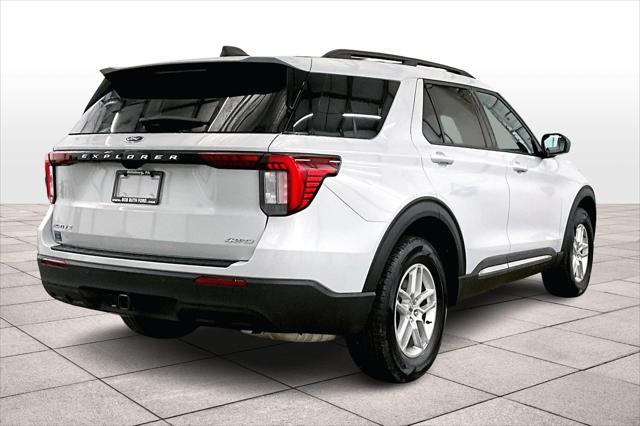 new 2025 Ford Explorer car, priced at $40,843