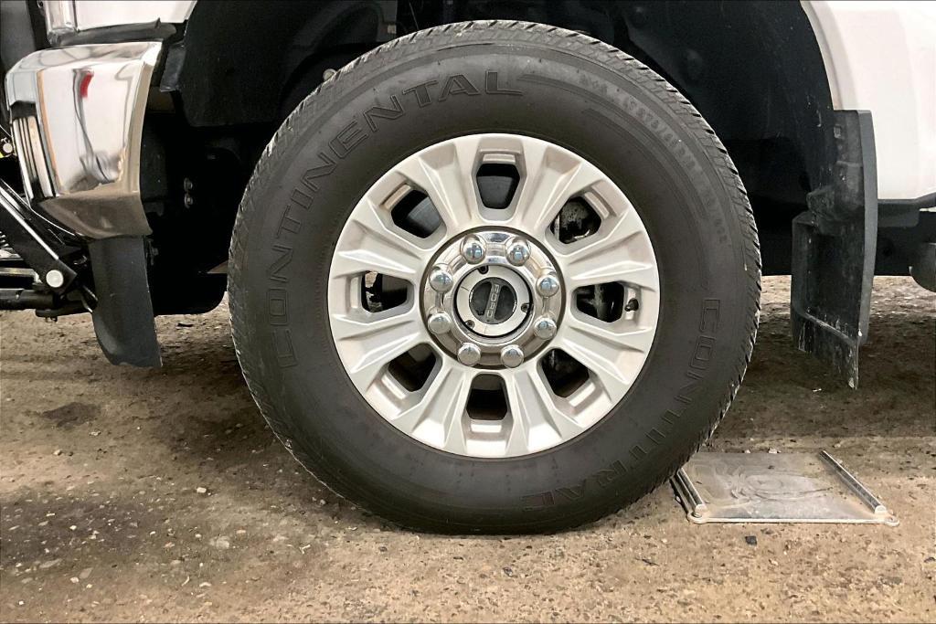 used 2022 Ford F-350 car, priced at $43,000