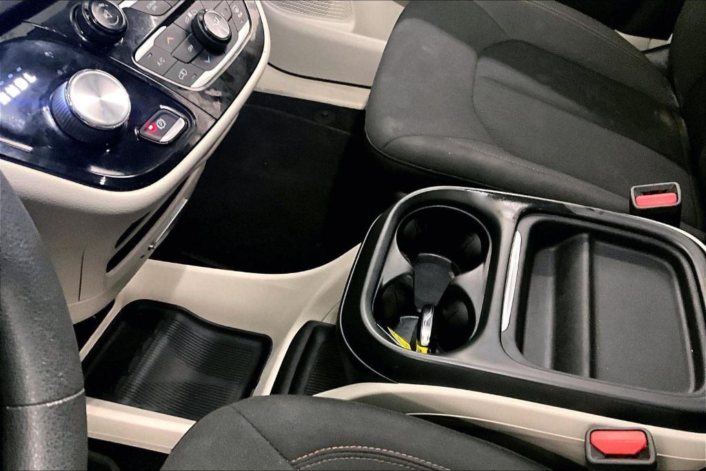 used 2017 Chrysler Pacifica car, priced at $17,500