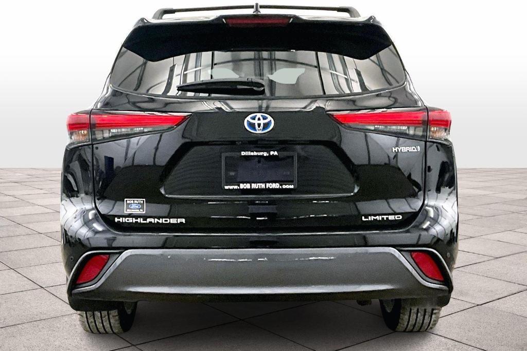 used 2023 Toyota Highlander Hybrid car, priced at $39,500