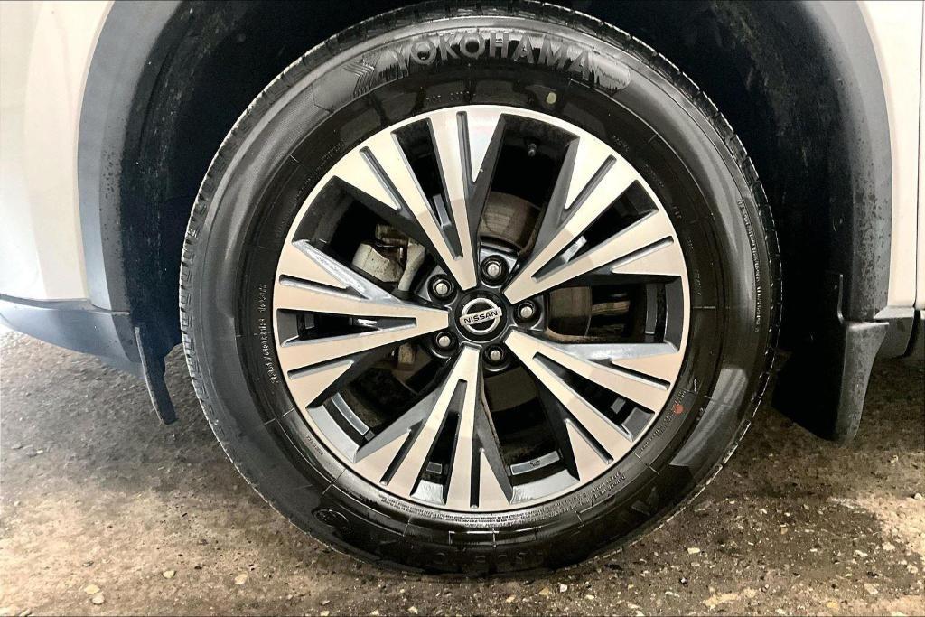 used 2021 Nissan Rogue car, priced at $17,488