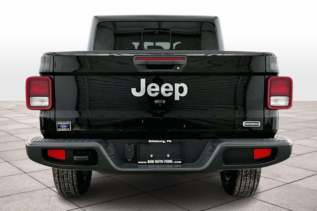 used 2022 Jeep Gladiator car, priced at $28,000