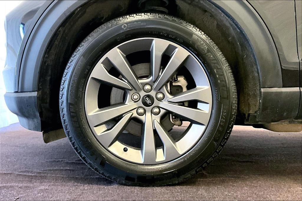 used 2022 Ford Explorer car, priced at $33,500