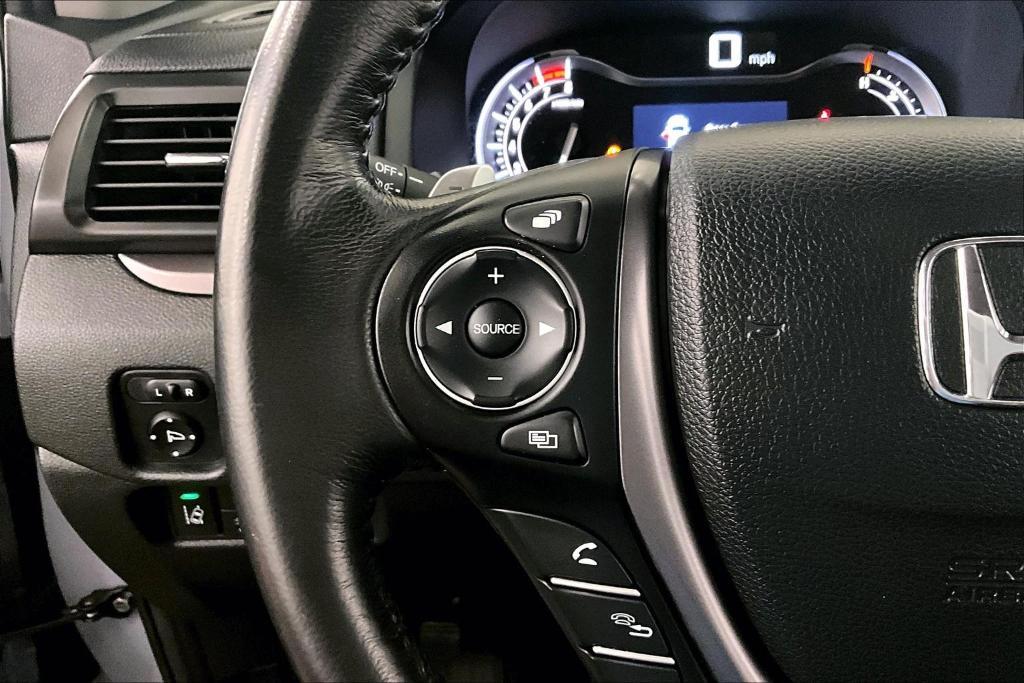 used 2023 Honda Ridgeline car, priced at $32,000