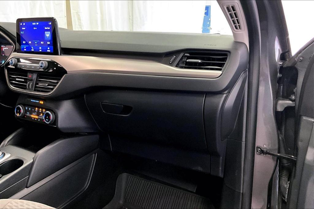 used 2022 Ford Escape car, priced at $21,000