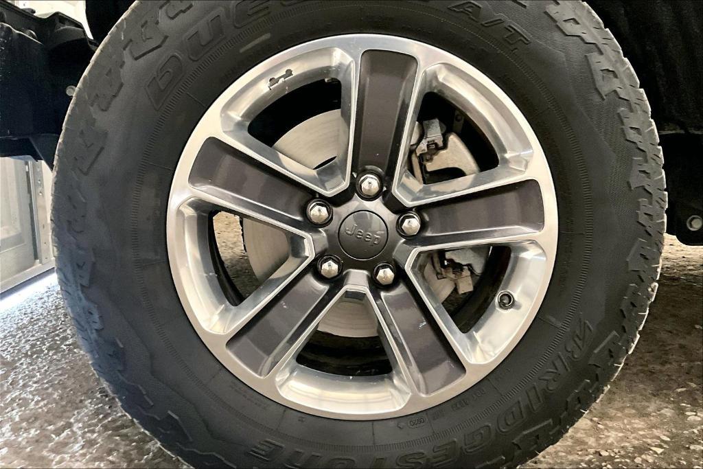 used 2021 Jeep Wrangler Unlimited car, priced at $33,750