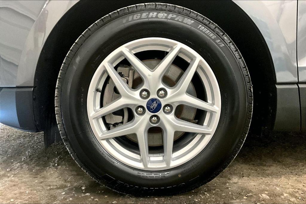 used 2021 Ford Edge car, priced at $23,000