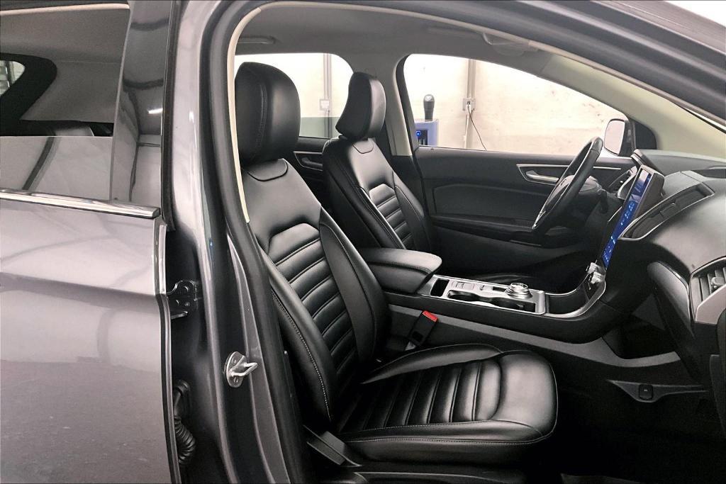 used 2021 Ford Edge car, priced at $23,000