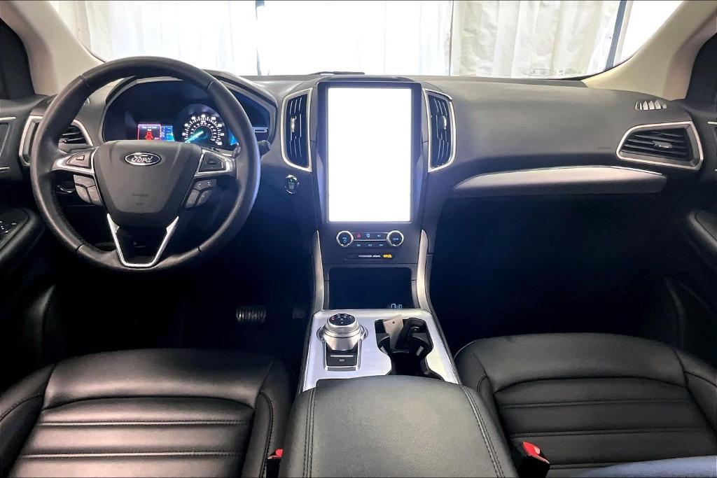 used 2022 Ford Edge car, priced at $28,000