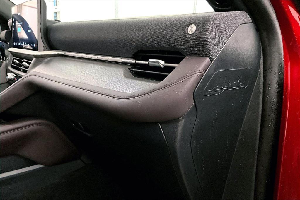 new 2025 Ford Explorer car, priced at $57,901