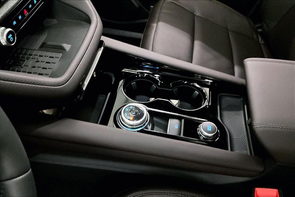 new 2025 Ford Explorer car, priced at $57,901