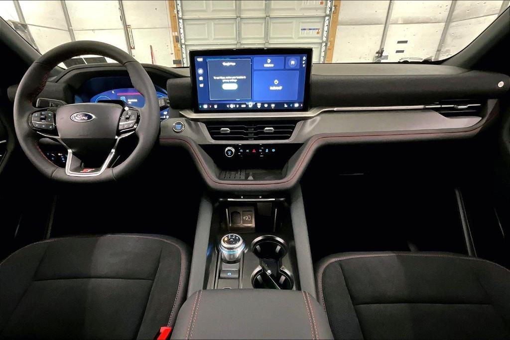 new 2025 Ford Explorer car, priced at $55,579