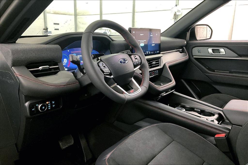 new 2025 Ford Explorer car, priced at $55,579