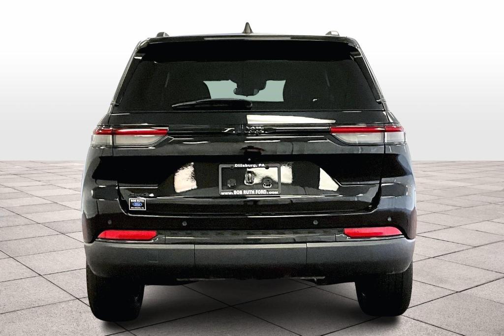 used 2023 Jeep Grand Cherokee car, priced at $32,250
