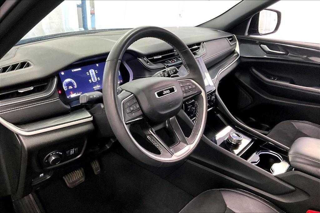 used 2023 Jeep Grand Cherokee car, priced at $32,250