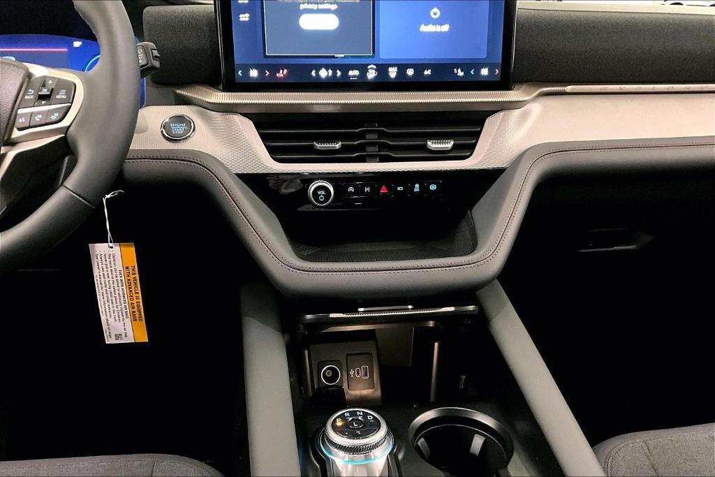 new 2025 Ford Explorer car, priced at $39,500