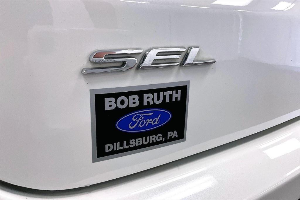used 2022 Ford Edge car, priced at $25,000