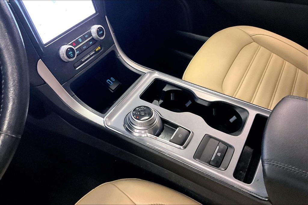 used 2022 Ford Edge car, priced at $25,000