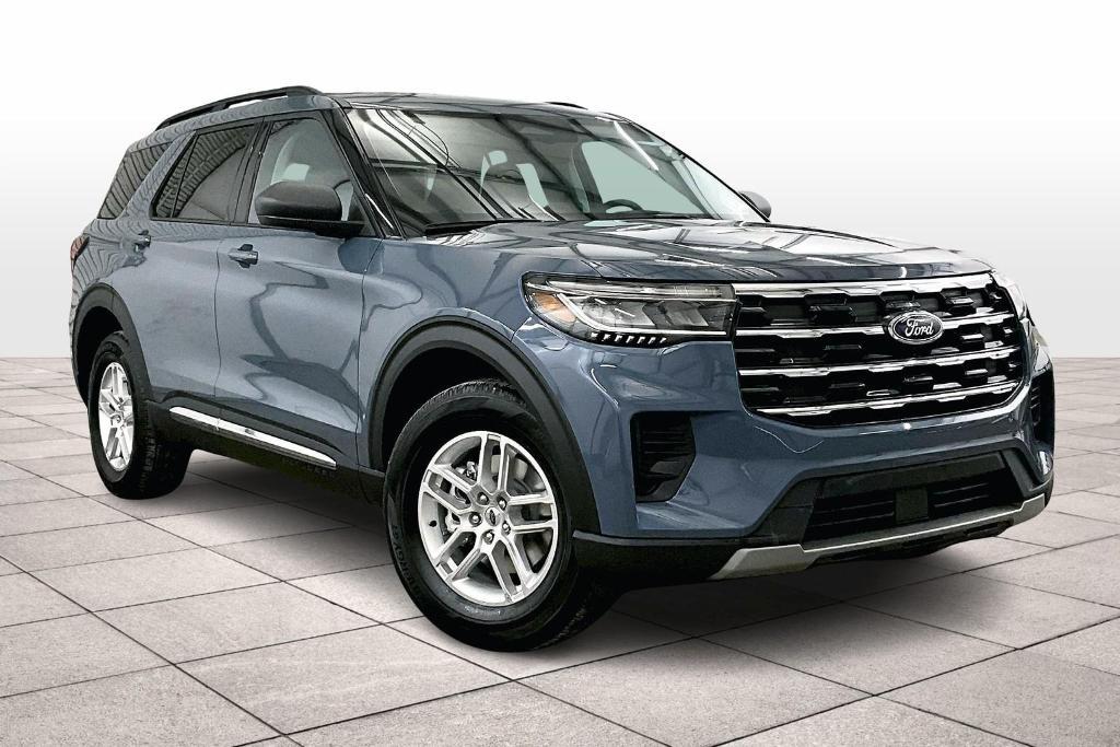 new 2025 Ford Explorer car, priced at $40,996