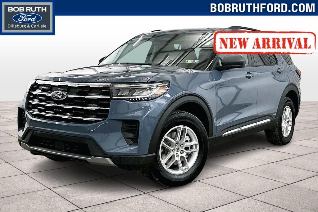 new 2025 Ford Explorer car, priced at $40,996