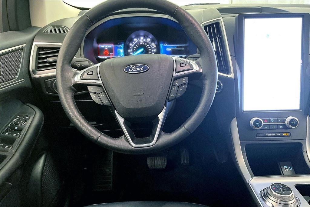 used 2022 Ford Edge car, priced at $25,000