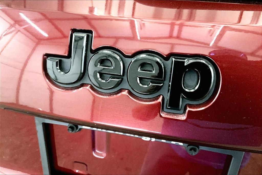 used 2020 Jeep Grand Cherokee car, priced at $22,750