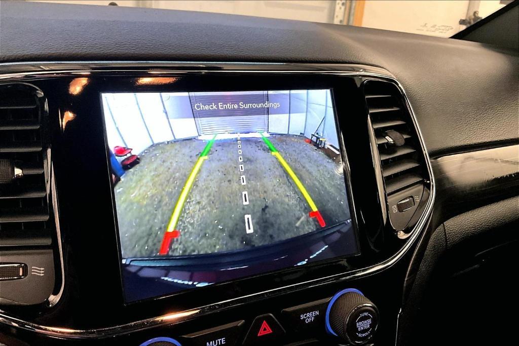 used 2020 Jeep Grand Cherokee car, priced at $22,750