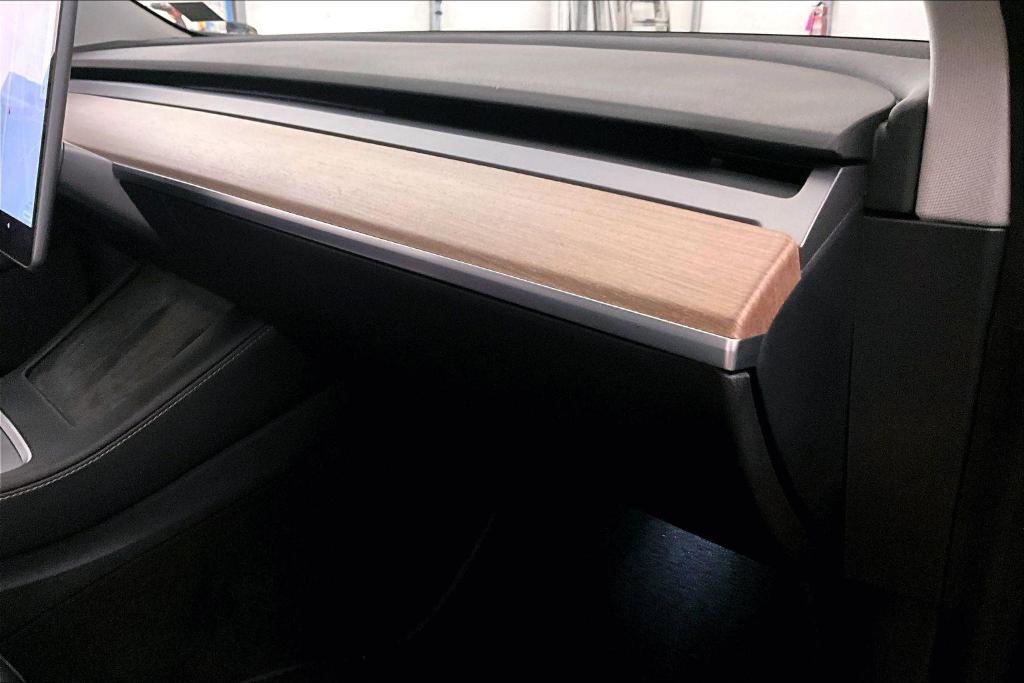 used 2021 Tesla Model 3 car, priced at $25,000