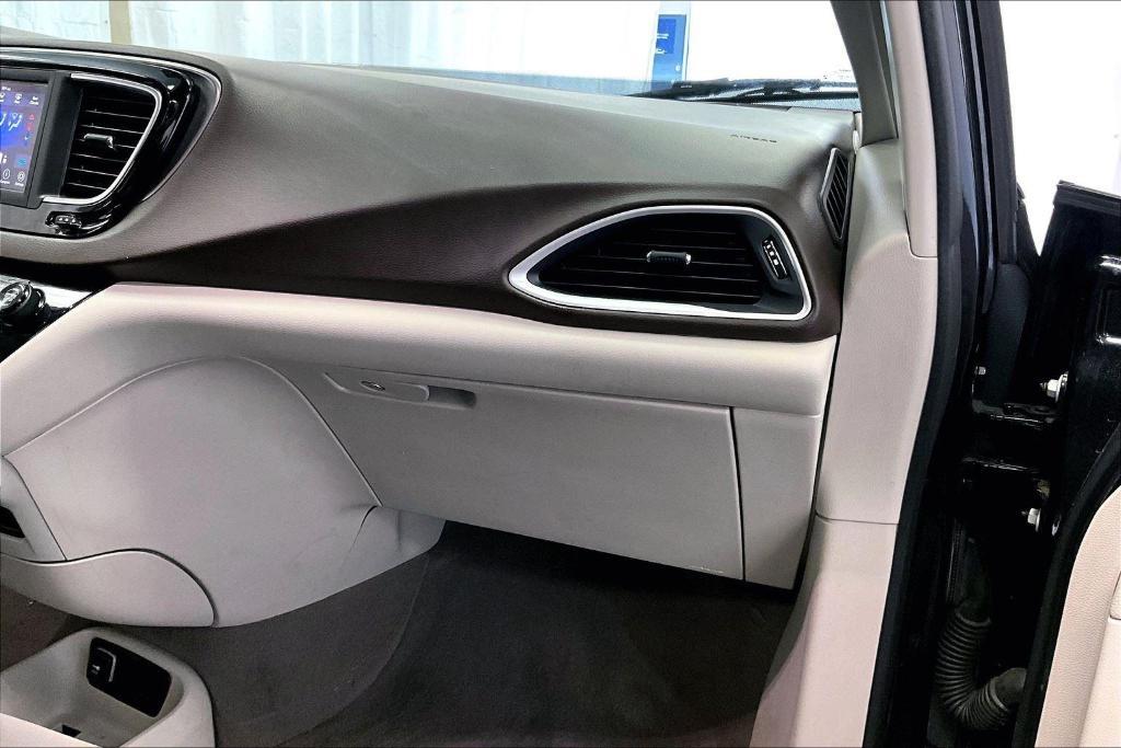 used 2018 Chrysler Pacifica car, priced at $17,477