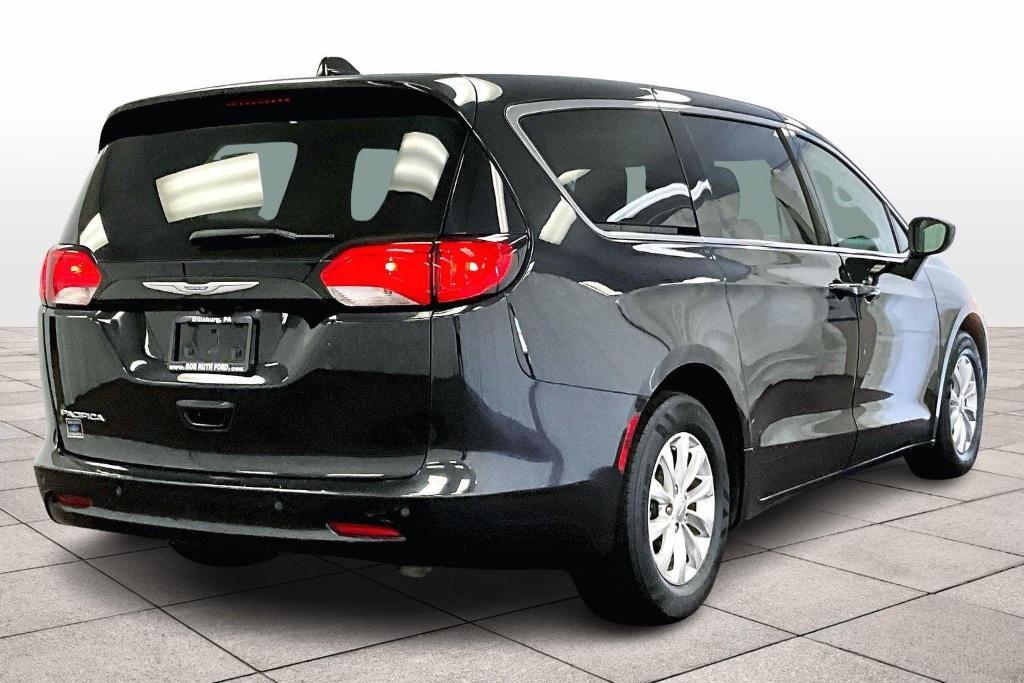 used 2018 Chrysler Pacifica car, priced at $17,477