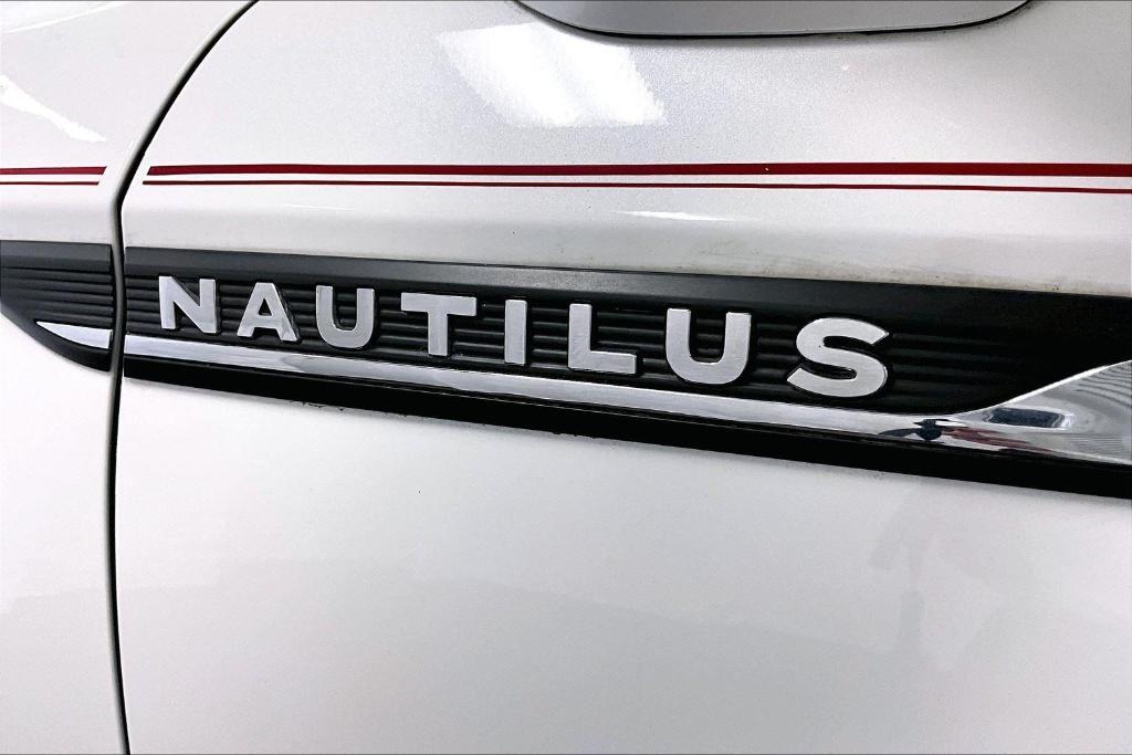 used 2021 Lincoln Nautilus car, priced at $28,750