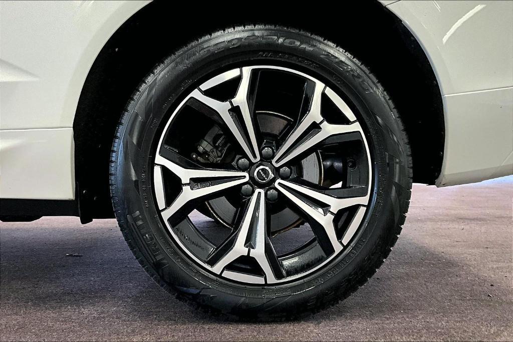 used 2022 Volvo XC60 car, priced at $35,000