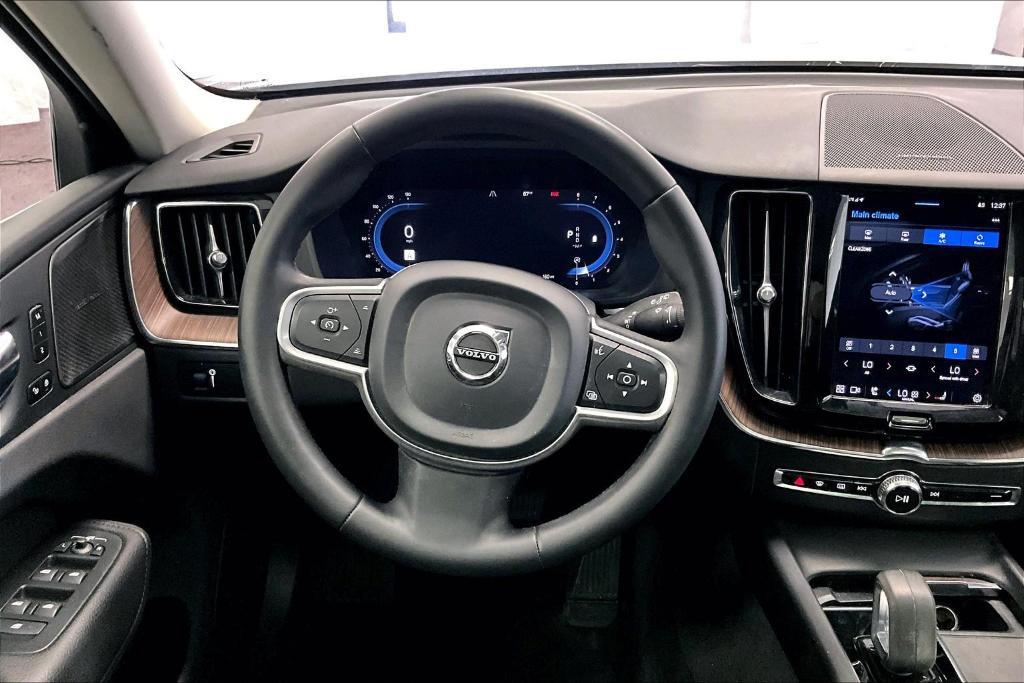 used 2022 Volvo XC60 car, priced at $35,000