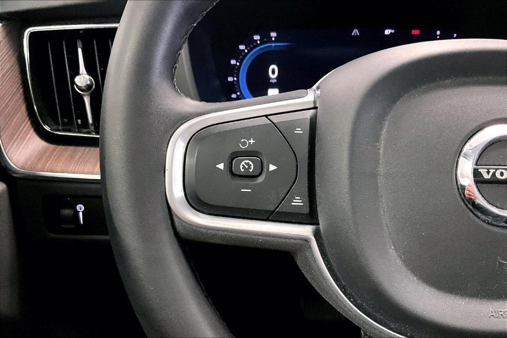 used 2022 Volvo XC60 car, priced at $35,000