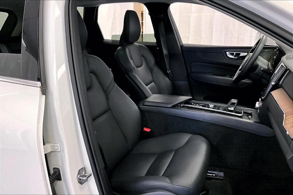used 2022 Volvo XC60 car, priced at $35,000