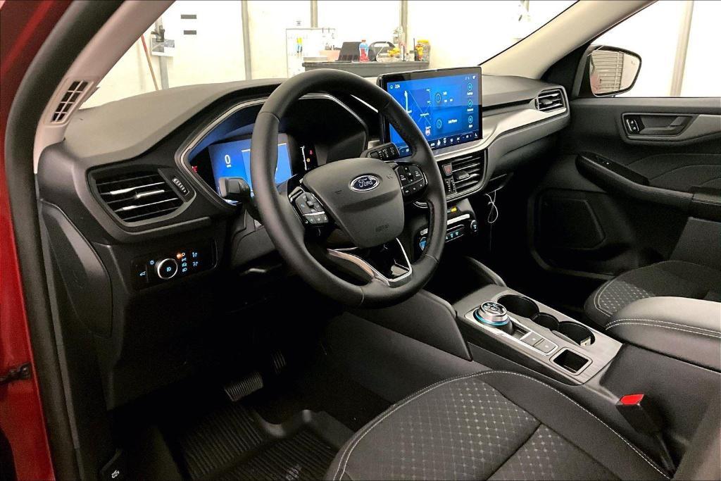 new 2025 Ford Escape car, priced at $28,000