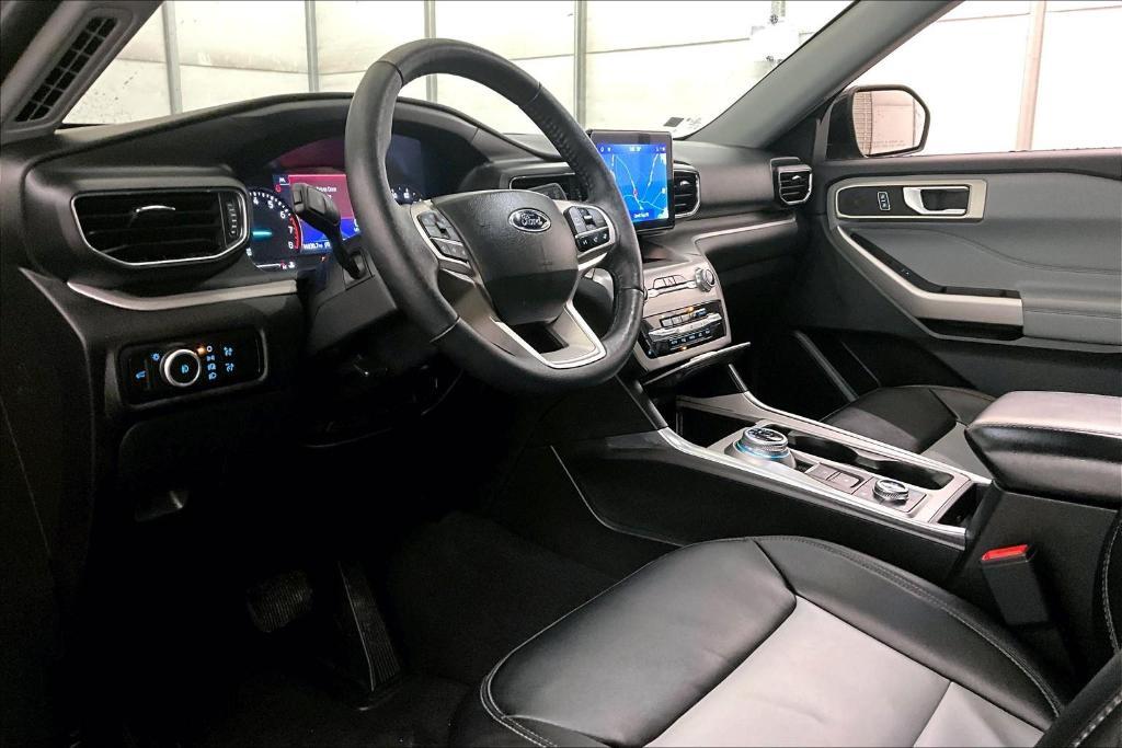 used 2023 Ford Explorer car, priced at $35,000