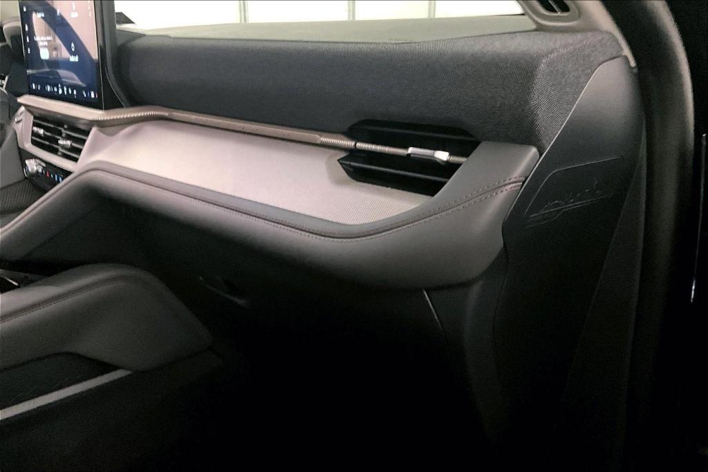 new 2025 Ford Explorer car, priced at $44,632