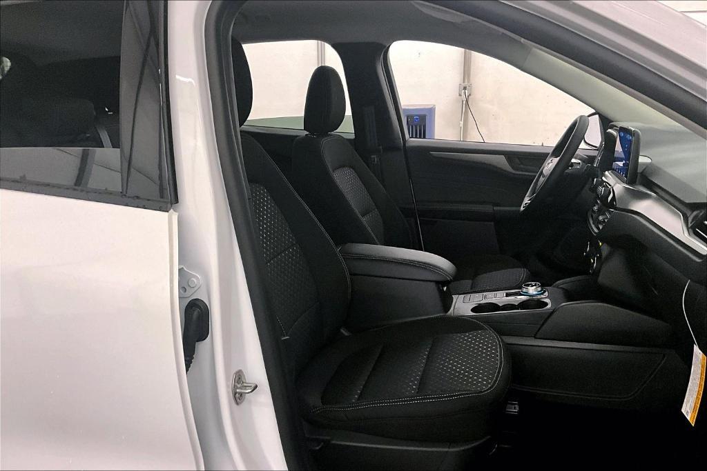 new 2025 Ford Escape car, priced at $29,462