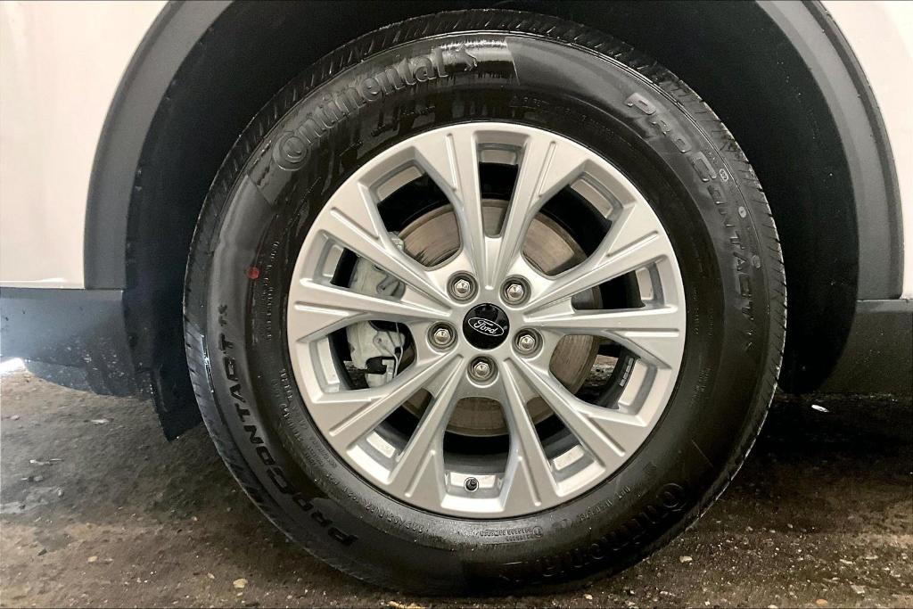 new 2025 Ford Escape car, priced at $29,462