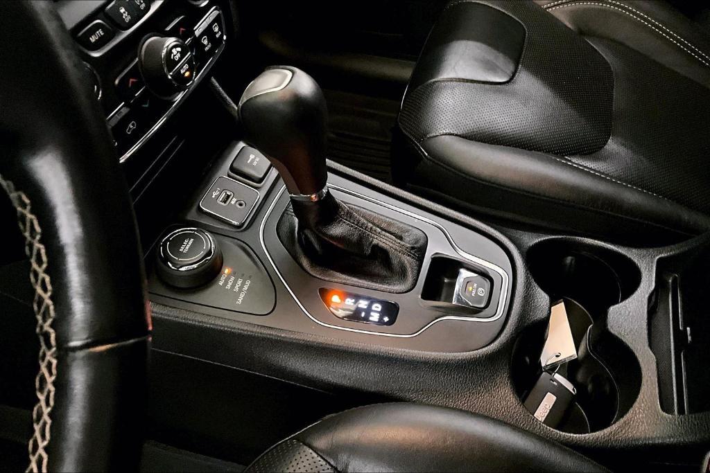 used 2021 Jeep Cherokee car, priced at $21,500